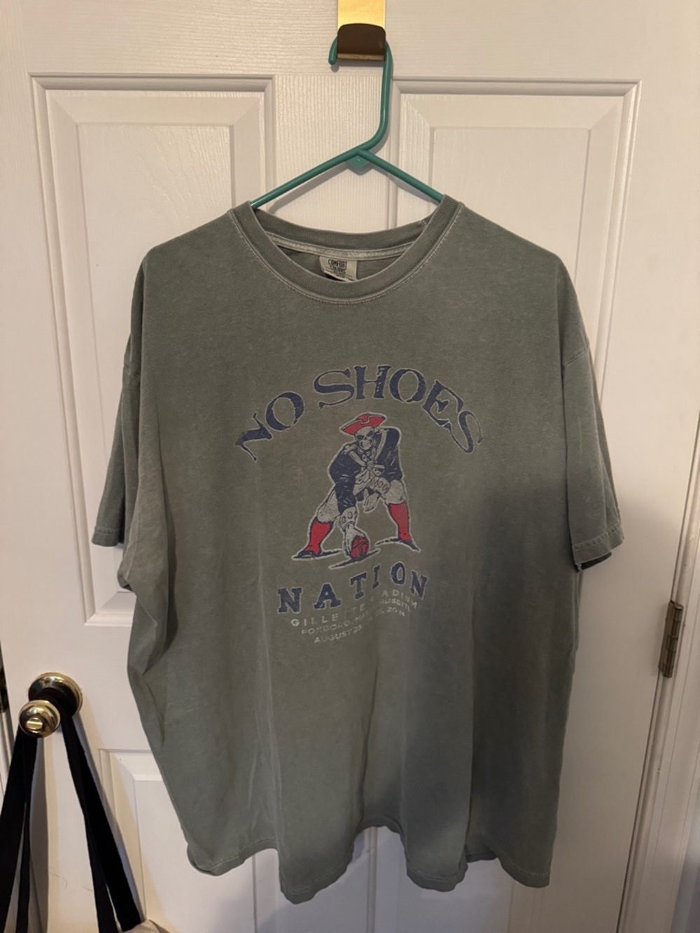 Comfort Colors Olive Green 'No Shoes Nation' Graphic Tee